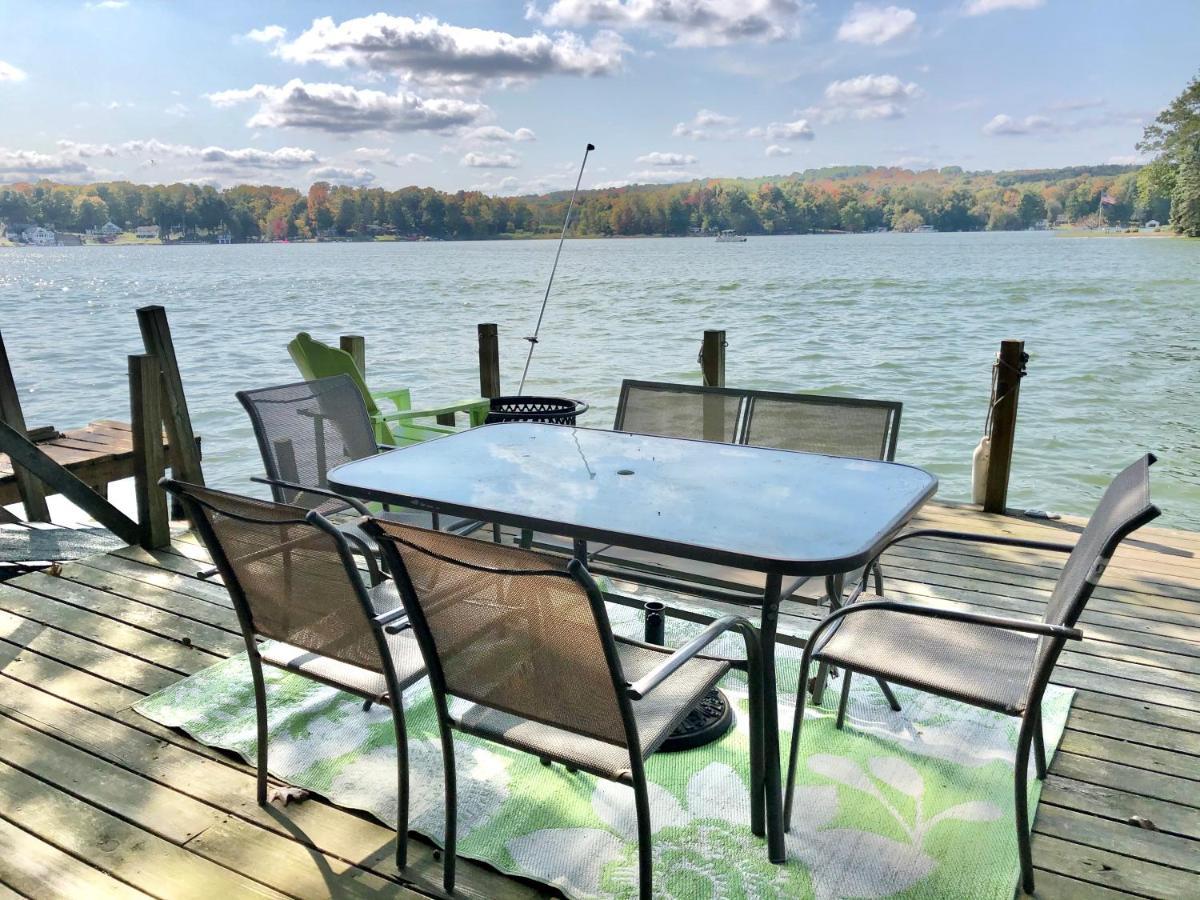 Lake Front Home Near Peek'N Peak フィンドリーレイク エクステリア 写真