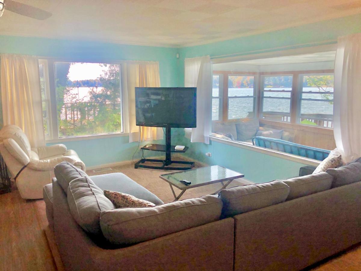 Lake Front Home Near Peek'N Peak フィンドリーレイク エクステリア 写真