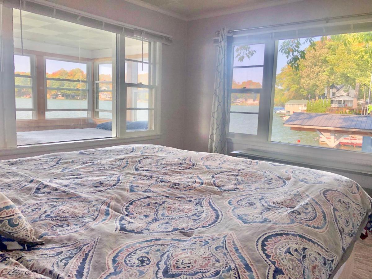 Lake Front Home Near Peek'N Peak フィンドリーレイク エクステリア 写真
